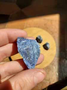 Sodalite pierres brutes