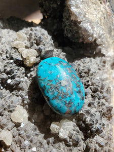 Cabochon Turquoise et Pyrite stabilisé