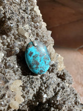 Charger l&#39;image dans la galerie, Collier Turquoise et Pyrite stabilisé
