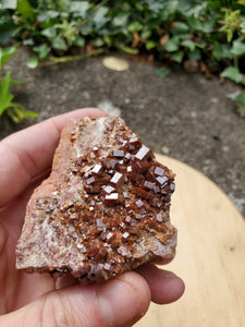 Vanadinite (Mibladen, Maroc) pierre de collection